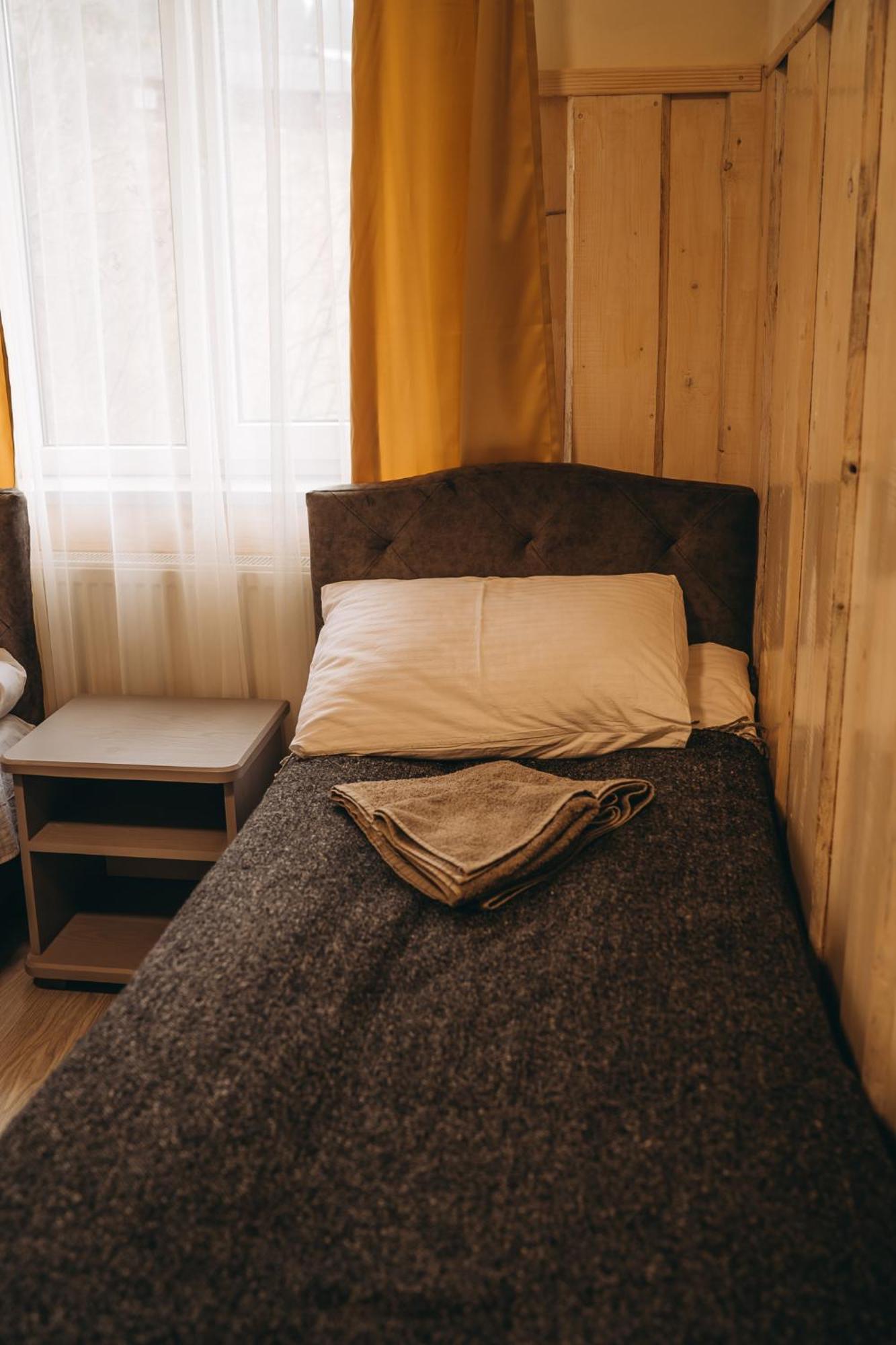 Sv Hotel&Camp Lazeshchyna Buitenkant foto