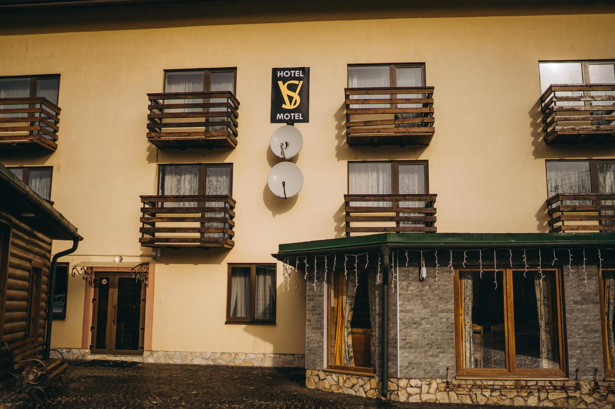 Sv Hotel&Camp Lazeshchyna Buitenkant foto
